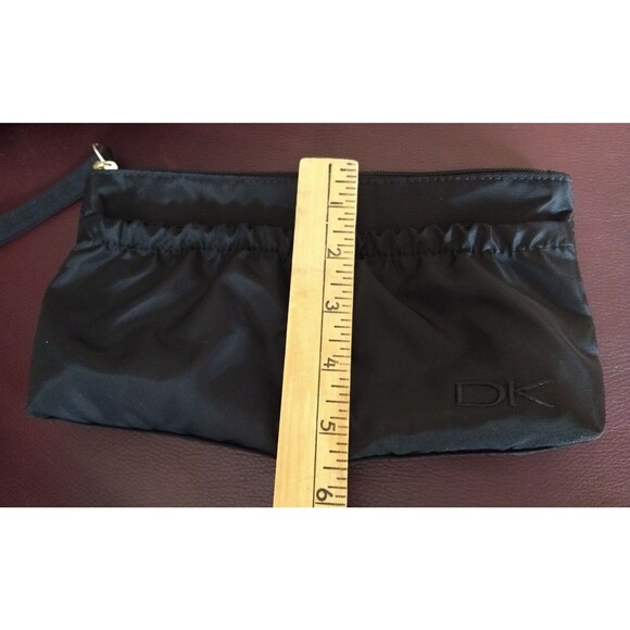 Donna Karan DK Cosmetics Black Zippered Makeup Toiletry Travel Bag Wristlet NEW - Picture 13 of 16